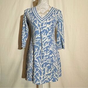 Barbara gerwitt // light blue, white coral print v neck dress sz small mpm